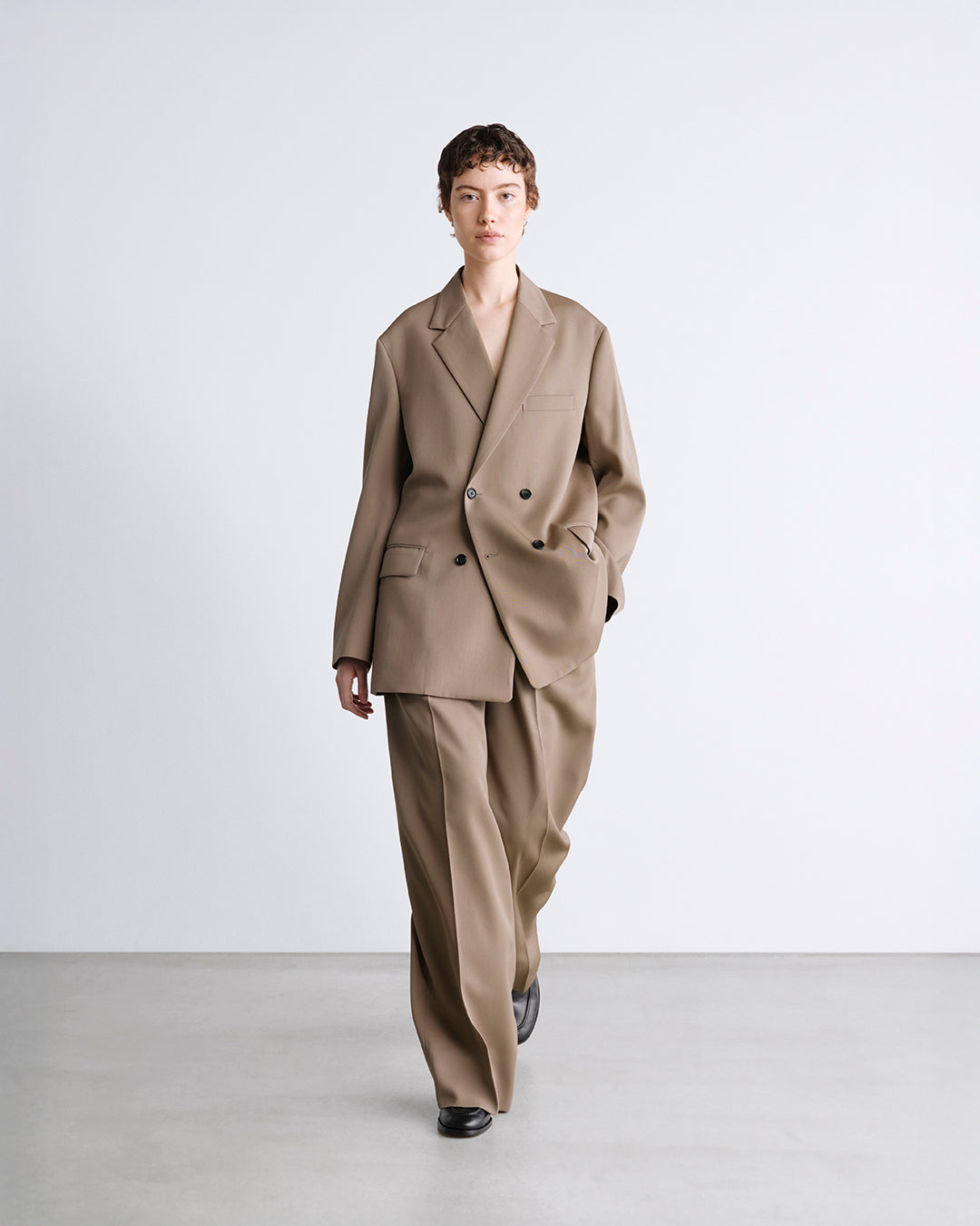SALE- Resin Wool Gabardine Wide Straight Slacks – Graphpaper