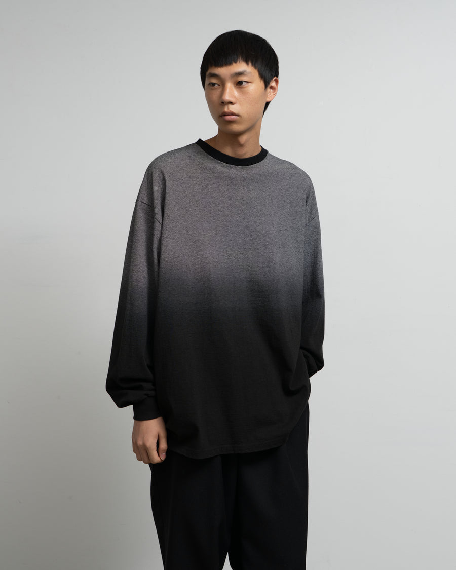 Gradient Border Long Sleeve Tee
